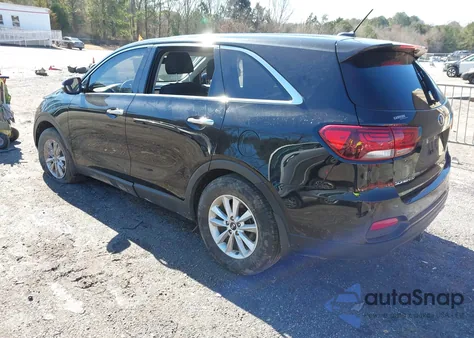 2019 Kia Sorento 2.4L L из США, поврежденный, VIN 5XYPG4A38KG595526